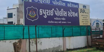 વડોદરામાં પાડોશી પાસેથી લીધેલા રૂ.14 લાખ પર વ્યાજનો વિવાદ : રકમ પરત ચૂકવ્યા બાદ પણ વધુ રૂ.14 લાખની મ…