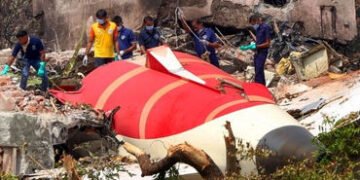 અમદાવાદ પ્લેન ક્રેશ વખતે AMCના સ્ટાફે 16.74 લાખનો ચા-નાસ્તો કર્યો! સમિતિમાં બિલ પાસ | AMC Clears ₹16…