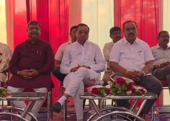 નસવાડીમાં જી.બી. સોલંકીનું ભવ્ય સન્માન, 6 બેઠકો બિનહરીફ થવાનો હુંકાર | Grand Felicitation for GB Sol…