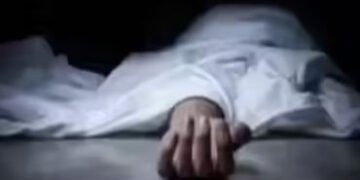 કાલાવડના કાશ્મીરપરા વિસ્તારમાં રહેતી પરિણીતાનો પોતાના પુત્રના વિયોગમાં ગળાફાંસા દ્વારા આપઘાત | marri…