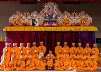 BAPSના વડા પ.પૂ. મહંતસ્વામી મહારાજના હસ્તે અભૂતપૂર્વ ભાગવતી દીક્ષા મહોત્સવ સંપન્ન