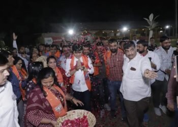 કામરેજના ધારાસભ્ય અને આરોગ્ય રાજ્યમંત્રી શ્રી પ્રફુલભાઈ પાનશેરીયાના સ્વાગતાર્થે સુરતમાં ‘શુભેચ્છા કા…