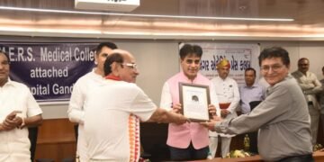 ગુજરાત વિધાનસભા ખાતે ધારાસભ્યો અને પત્રકારો માટે એલોપથી- આયુર્વેદિક- હોમિયોપેથીક મેડિકલ કેમ્પનો શુભા…