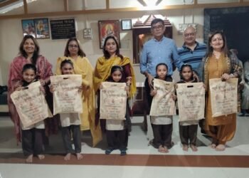 રાજપરા પ્રાથમિક શાળામાં કલર પ્રિન્ટરની ભેટ: શાહ પરિવાર દ્વારા પંથકની ૯ શાળાઓને સ્માર્ટ ટીવી અને શૈક્…