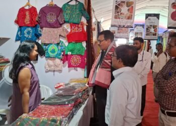 વસ્ત્ર મંત્રાલયના સહિયારે અમદાવાદમાં રિવર ફ્રન્ટ ખાતે હેન્ડલૂમ એક્સપોનું કરાયું ભવ્ય આયોજન