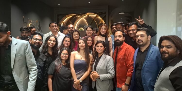 પ્રખ્યાત અભિનેત્રી માહીરા શર્મા સલૂનના ઉદ્ઘાટન પ્રસંગે અમદાવાદની મહેમાન બની