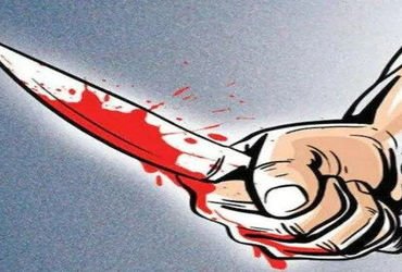 આઇટેક કંપનીના કર્મચારીએ ઈલેક્ટ્રિશ્યનને છરીના ઘા ઝીંક્યા | I Tech company employee stabs electrician