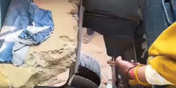 કાળજું કંપાવતી ઘટના: સ્કૂલ બસનું તળિયું તૂટ્યું અને માસૂમ બાળકી ટાયર નીચે કચડાઈ, શાળાની ઘોર બેદરકારી…