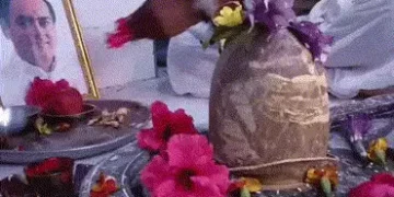 ગુજરાતના આ ગામમાં રાજીવ ગાંધીની યાદમાં યોજાઈ છે ભવ્ય મેળો, જાણો શા માટે ગામલોકો કરે છે તેમની પૂજા | …