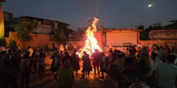 અધર્મ પર ધર્મનો વિજય : ખેડા જિલ્લામાં 1200 થી વધુ સ્થળોએ હોળીનું પ્રાગટય | Victory of religion over …