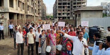 લાઇટ બિલ નહીં ભરતા સાંઇનાથ કન્સ્ટ્રક્શન સાઈટના 80 પરિવારોની લાઈટ, પાણી, લિફ્ટની સુવિધા છીનવાતા હેરાન…