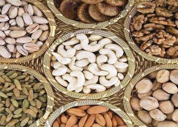 યુદ્ધની અસર : રૂ. 40,000 કરોડની ડ્રાયફ્રૂટની આયાત પણ દબાણ હેઠળ | Impact of war: Dry fruit imports wo…