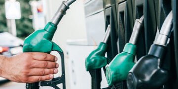 ઈરાન યુદ્ધને કારણે પેટ્રોલ-ડીઝલના ભાવ વધશે? કેન્દ્ર સરકારના જવાબથી ભારતીયોની ચિંતા દૂર! | west asia …