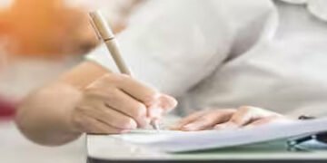 જામનગરમાં ધોરણ 10 ની બોર્ડની પરીક્ષામાં આજે ગણીતના પેપરમાં 290 વિદ્યાર્થીઓ ગેરહાજર રહ્યા : કોઈ કોપી …