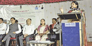 ધ્રાંગધ્રામાં જોગાસર તળાવના લોકાર્પણમાં મંત્રી દર્શનાબેન વાઘેલાએ ભાંગરો વાટયો | Minister Darshanaben…