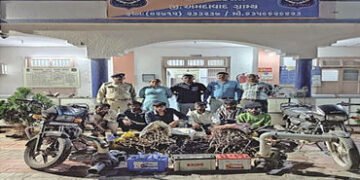 વિરમગામ પંથકમાં ચોરી કરી આતંક મચાવતી ગેંગ ઝડપાઈ | Gang caught for stealing and terrorizing in Viramg…
