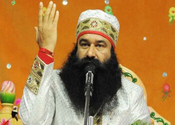 પત્રકારની હત્યા કેસમાં ગુરમીત રામ રહીમ હાઈકોર્ટથી મુક્ત, પણ ડેરા પ્રમુખે જેલમાં જ રહેવું પડશે | dera…