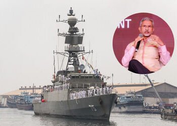 ખોટા સમયે ખોટી જગ્યાએ ફસાયા… હિંદ મહાસાગરમાં ઈરાનના જહાજ પર હુમલા મામલે જયશંકરનું મોટું નિવેદન | J…