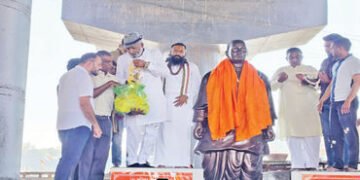 ડાકોર ફ્લાય ઓવર નીચે સરદાર પટેલની પ્રતિમાનું અનાવરણ | Sardar Patel statue unveiled under Dakor flyov…