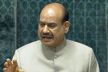 આજે ઓમ બિરલા વિરુદ્ધ સંસદમાં રજૂ થશે અવિશ્વાસ પ્રસ્તાવ, ભાજપ-કોંગ્રેસે વ્હિપ જારી કર્યા | no confide…