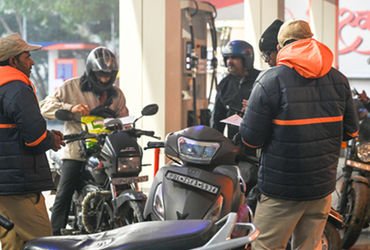 2022 પછી પહેલીવાર ક્રૂડ ઓઇલનો ભાવ 100 ડૉલરને પાર! ભારતમાં પેટ્રોલ-ડીઝલના ભાવ વધશે? | crude oil price…