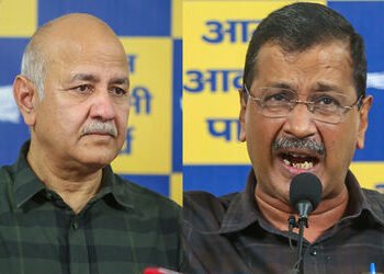 લિકર કેસ: ટ્રાયલ કોર્ટની ટિપ્પણીઓ પર હાઇકોર્ટનો સ્ટે, કેજરીવાલ-સિસોદિયા સહિત 23ને નોટિસ | delhi liqu…