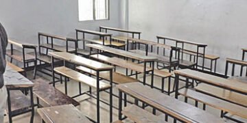 એકમાત્ર વિદ્યાર્થી ગેરહાજર રહેતા આખું પરીક્ષા કેન્દ્ર ખાલી | The entire exam center was empty with o…