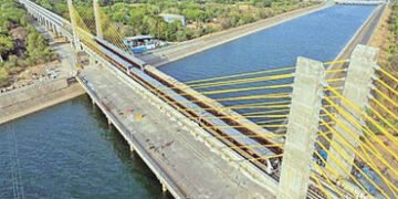 મેટ્રોમાં સે-૧થી સ્ટેડિયમ જવાનુ ૨૦ રૃપિયા, આવવાનું એડવાન્સ ૫૦ ભાડું | The fare to go from SE 1 to th…