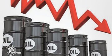 વૈશ્વિક ક્રૂડમાં ટોચથી 32 ડોલરનો કડાકો : સોનામા તેજી: ચાંદી રૂ.11 હજાર ઉછળી | Global crude oil price…