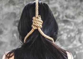 સાસરીયાના ત્રાસથી મહિલાએ ફાંસો ખાઇ જીવન ટૂંકાવ્યુ | Fefin a awesi manauan ren an pwisin nielo inisin…