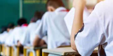 જામનગરમાં ધોરણ 10 ની બોર્ડની પરીક્ષા દરમિયાન આજે બીજો કોપી કેસ નોંધાયો : રૂમાલ સંતાડેલી કાપલી પકડાઈ …