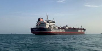 યુદ્ધ વચ્ચે ઈરાનનો સકારાત્મક સંકેત! હોર્મુઝ ઑફ સ્ટ્રેટમાં ભારતીય શિપિંગ સુરક્ષિત અવરજવર કરી શકશે | I…