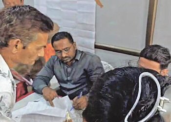 સુરેન્દ્રનગર મનપાના સેવા સેતુ કાર્યક્રમમાં વ્યવસ્થાનો આભવ : અરજદારોમાં રોષ | Disruption of system in…