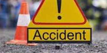 બાઇક ચાલકે ટક્કર મારતા મોેપેડ પર જતા વૃદ્ધનું મોત | Elderly man riding moped dies after being hit by…