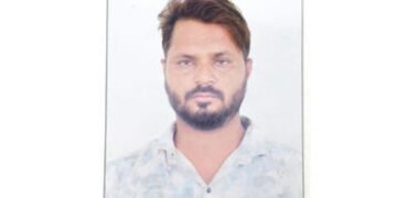 સુંદરપુરા પાસે વાળંદની ધોળા દિવસે તીક્ષ્ણ હથિયારથી હત્યા | Barber murdered with sharp weapon in broa…