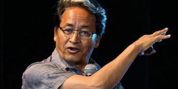 કેન્દ્રએ સોનમ વાંગચુક સામે લગાવેલો એનએસએ હટાવ્યો, અટકાયત રદ | Centre lifts NSA imposed on Sonam Wang…