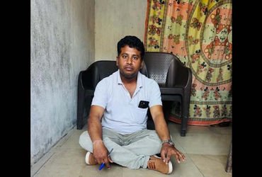 જામનગર નજીકના ગ્રામ્ય વિસ્તારોમાં બોગસ તબીબોને પકડી પાડવા માટે એસ.ઓ.જી શાખાનું સર્ચ ઓપરેશન | SOG bra…