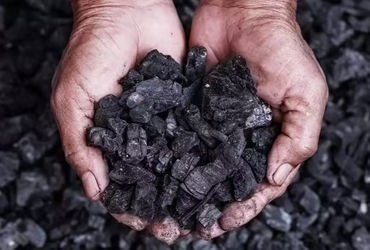 કોલસાની માંગમાં 80 ટકાનો ઉછાળો આવતાં બેફામ કાળાબજાર