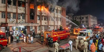 ઓડિશામાં કરુણાંતિકા : SCB હોસ્પિટલના ટ્રોમા કેર સેન્ટરમાં ભીષણ આગ, 10 દર્દીઓના મોત | Tragedy in Odis…