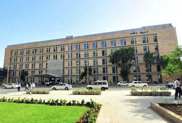 ગાંધીનગર સચિવાલયમાં વટવાના રહેવાસીનો આત્મહત્યાનો પ્રયાસ, હાલ સારવાર હેઠળ | gandhinagar sachivalay Se…