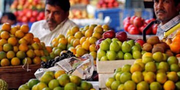 જથ્થાબંધ ફુગાવો વધીને ૨.૧૩ ટકા ઃ ૧૧ મહિનાની ટોચે | wpi inflation in february 2026