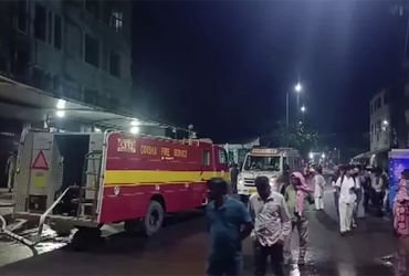 ઓડિશાની સરકારી હોસ્પિટલના આઇસીયુમાં આગ, 10 દર્દીનાં મોત | Fire breaks out in ICU of Odisha governmen…