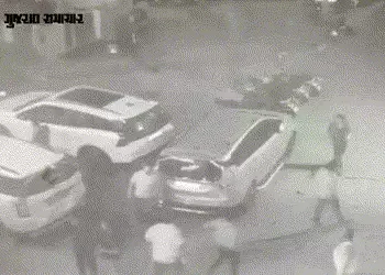 અમદાવાદ: સરદારનગરમાં અસામાજિક તત્ત્વોનો આતંક, હથિયારધારી ટોળાએ મકાન પર કર્યો હુમલો, CCTV વાઈરલ | Gan…