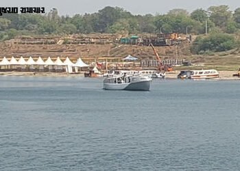 નર્મદા: ઉત્તરવાહિની પંચકોશી પરિક્રમા માટે ગોવાથી 18 હાઈટેક બોટ મંગાવાઈ, રેંગણથી રામપુરા વચ્ચે ભક્તોન…