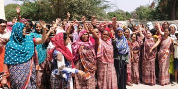 સુરેન્દ્રનગર જિલ્લાની 1355 આંગણવાડીની બહેનોની 3 દિવસની હડતાલ | 3 day strike by 1355 Anganwadi sister…