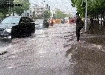 ગુજરાતમાં ભારે પવન સાથે 72 તાલુકામાં માવઠું, સૌથી વધુ બગસરામાં 1.61 ઇંચ, જુઓ કયાં-કેટલો ખાબક્યો | Un…