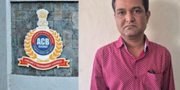 ગાંધીનગર મહા નગરપાલિકામાં ACBનો સપાટો: ઇન્ચાર્જ આસિસ્ટન્ટ મ્યુનિસિપલ કમિશનર 1 લાખની લાંચ લેતા ઝડપાયા…