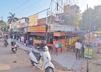 નડિયાદમાં કોલેજ રોડ પર રહેણાંક મિલકતોમાં ચાલતા કોમર્શિયલ એકમોમાં તંત્રની તપાસ | System inspection of…