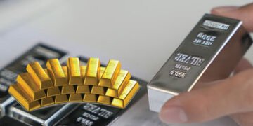 MCX : સોનાના ભાવમાં રૂ.5000ની તો ચાંદીના ભાવમાં 16500ની ઉથલ-પાથલ, જાણો લેટેસ્ટ ભાવ | MCX Gold & Silv…