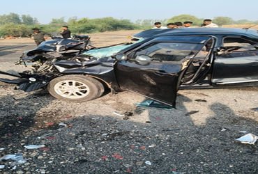 ચોટીલા પાસે પીક-અપ વાને કારને ટક્કર મારતાં 2નાં મોત, 3 ગંભીર | 2 dead 3 seriously injured after pick…